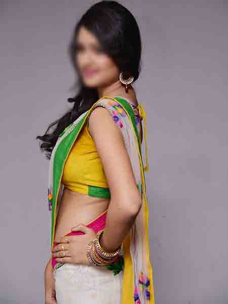 nita-house-wife-escorts-in-mumbai