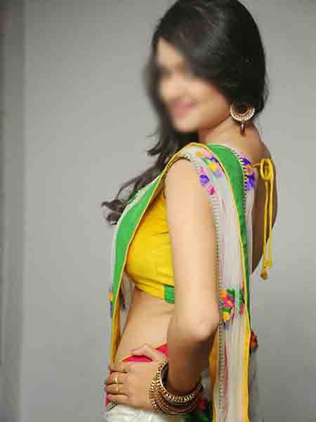 nita-house-wife-escorts-in-mumbai