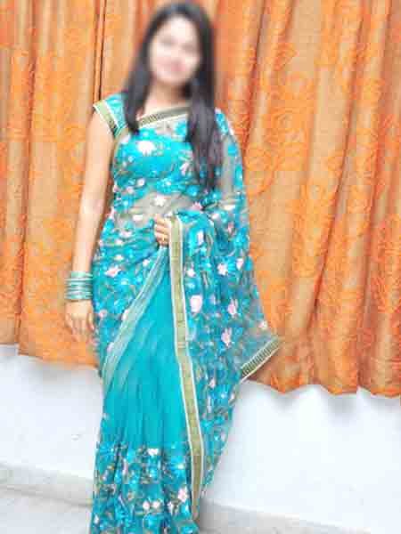 rekha-house-wife-escorts-in-mumbai